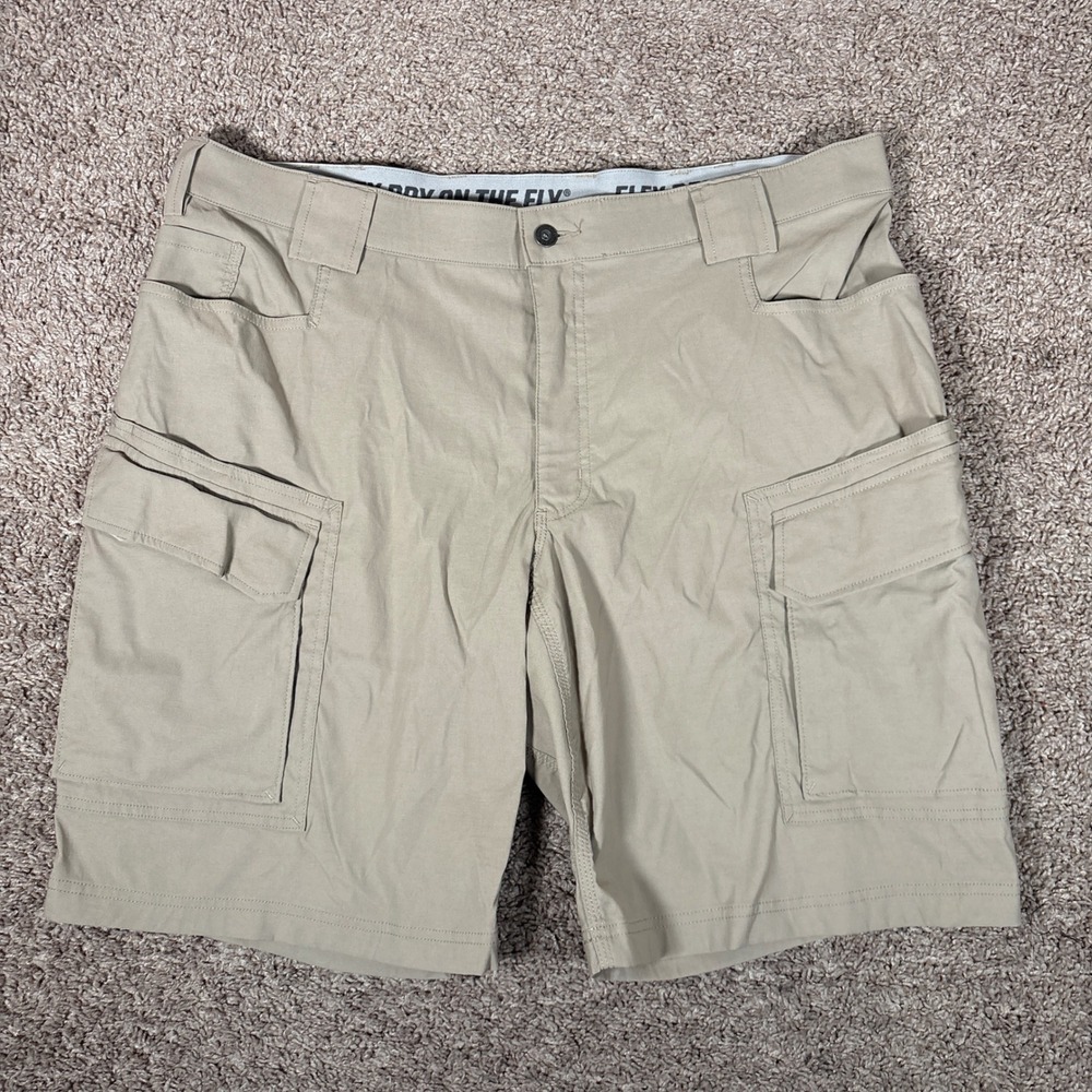 Duluth Trading Co Dry On The Fly Relaxed Fit Cargo Shorts Khaki Mens 40 9747